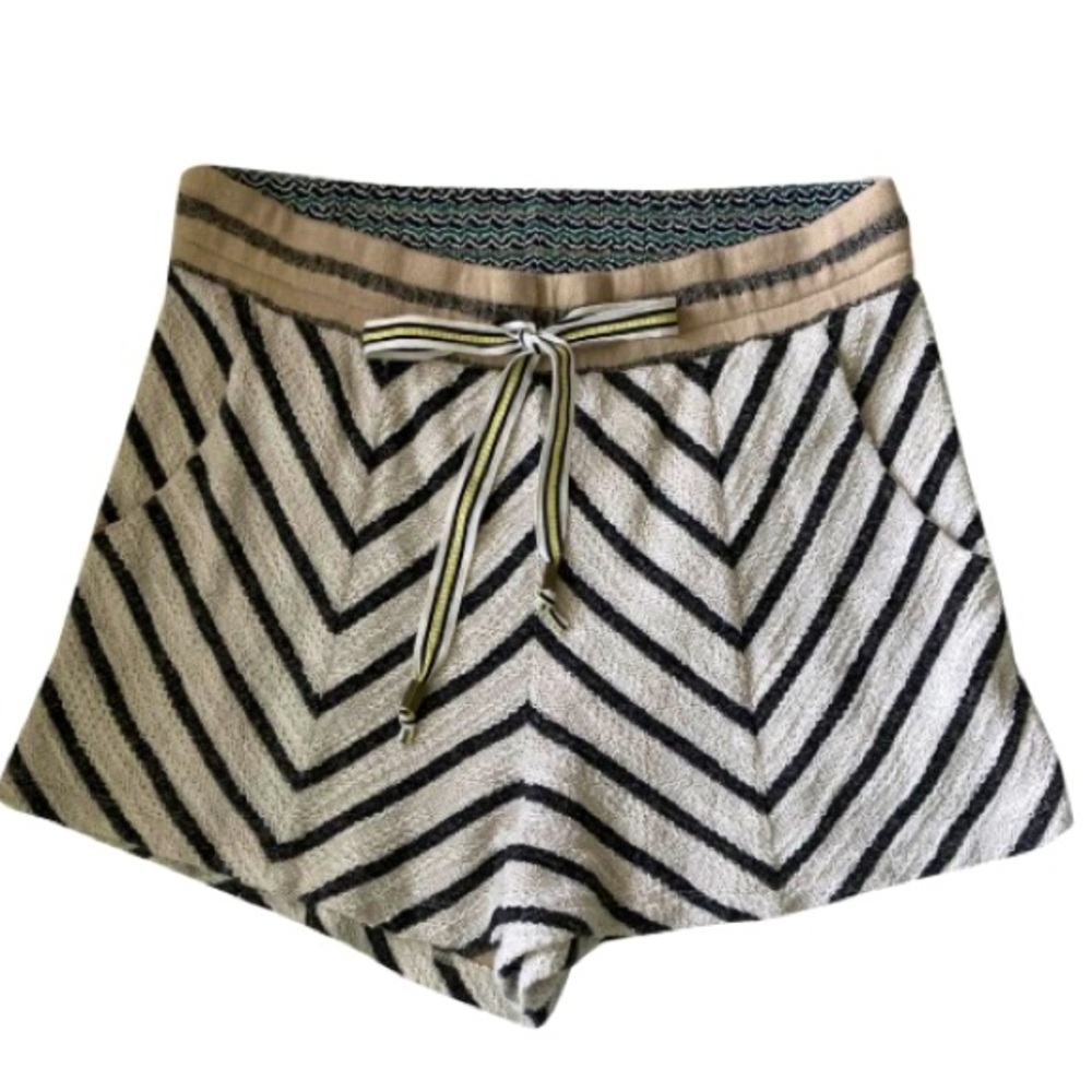 Anthropologie great looking shorts